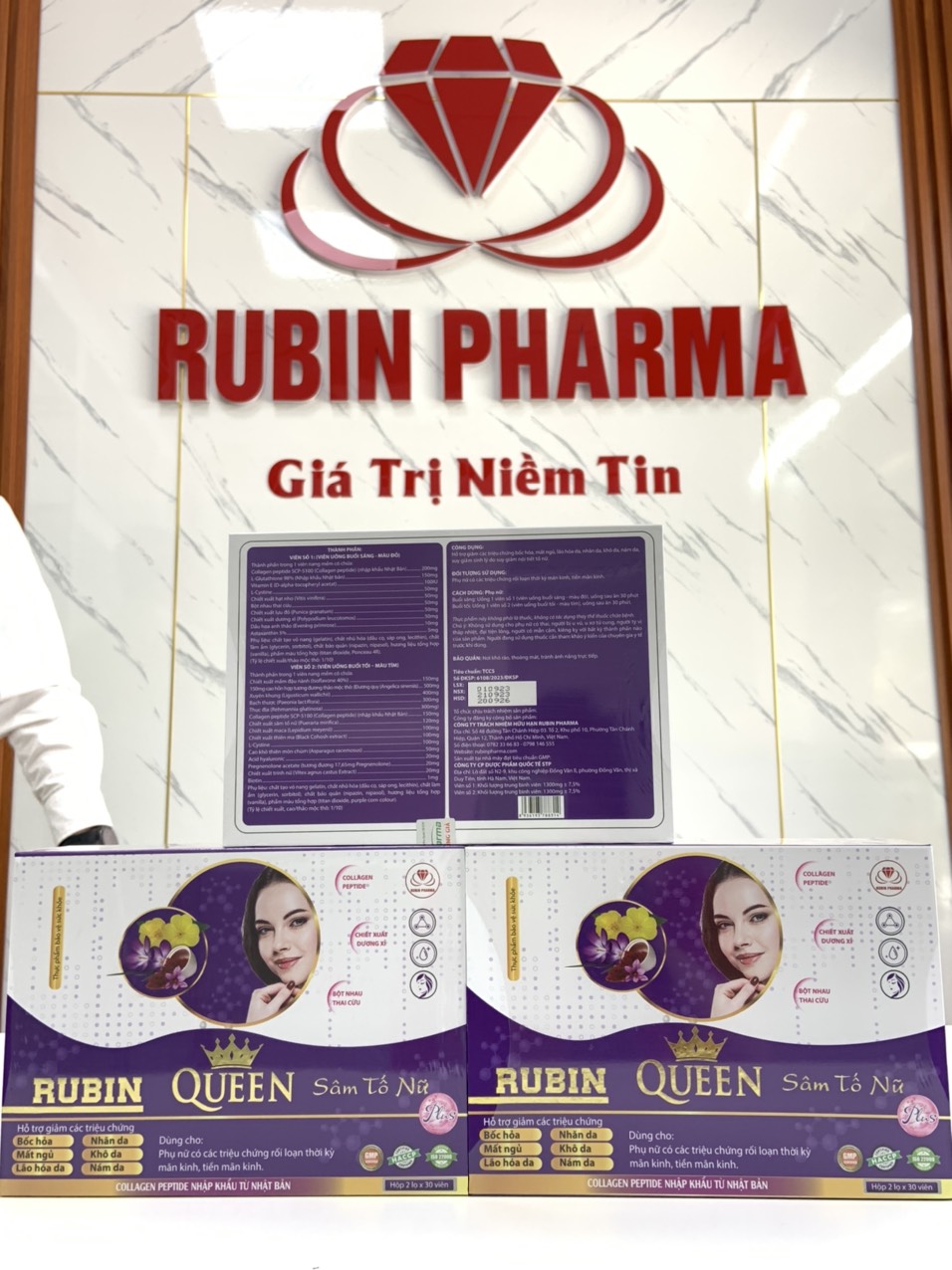 rubin queen sam to nu xua tan noi lo roi loan thoi ky tien man kinh 66bc6589b1a7e